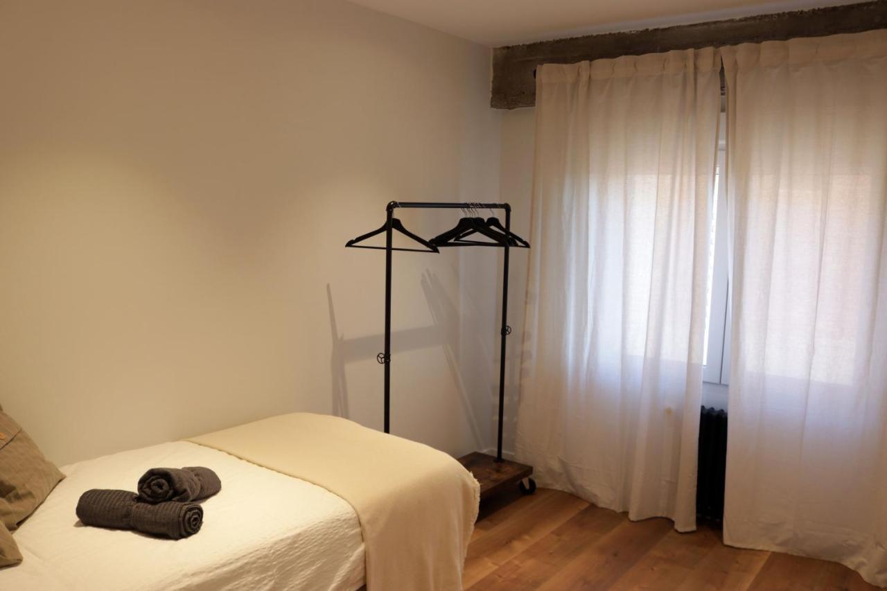 Atico Industrial Centrico, Reformado, Air-acond, Netflix, Wifi * Salamanca