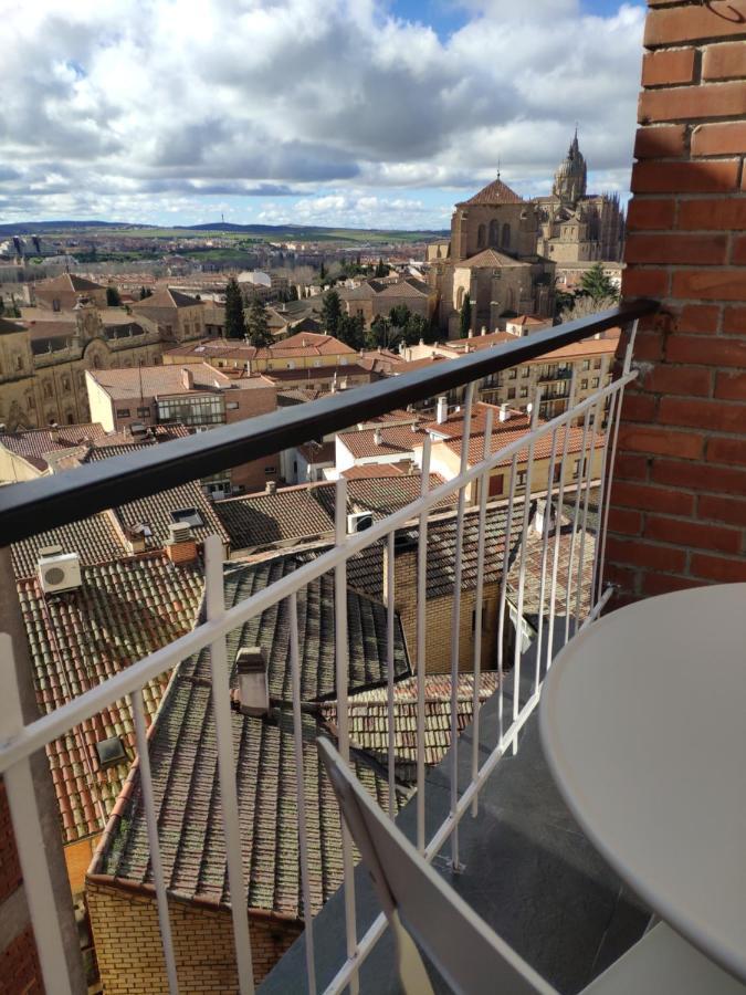 Apartment Atico Industrial Centrico, Reformado, Air-acond, Netflix, Wifi *